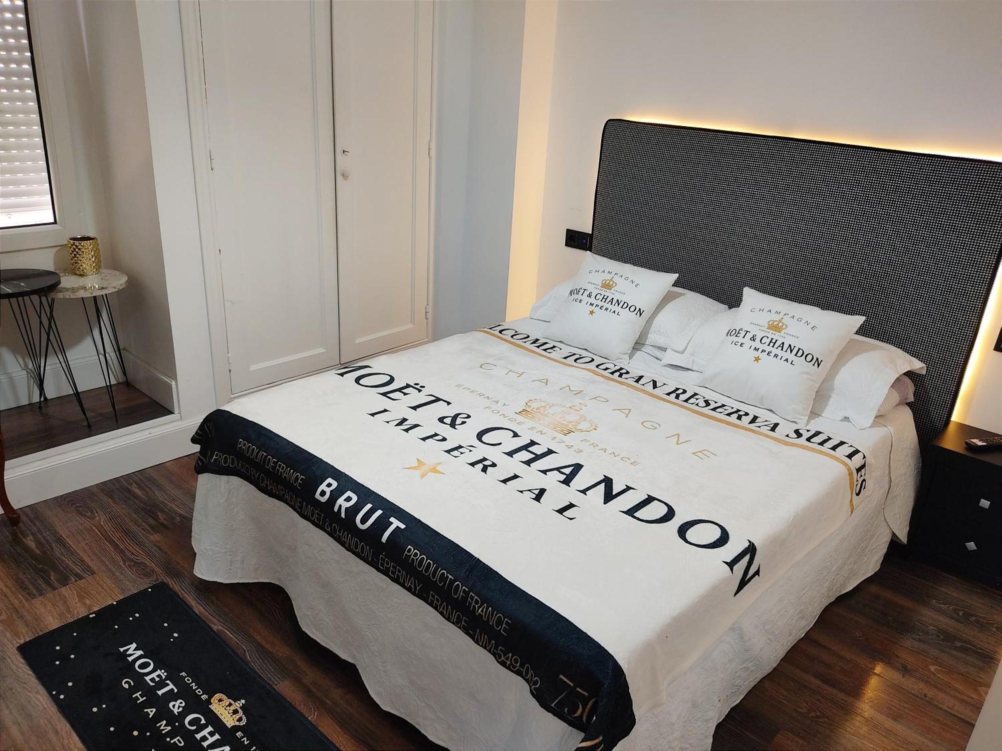 Gran Reserva Suites Centro Alojamiento Entero Logrono Bagian luar foto